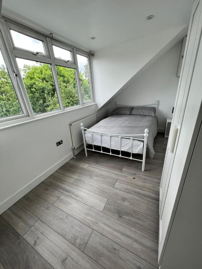 Lovely 2 Bedroom Flat With Roof Terrace In London Nw6 외부 사진